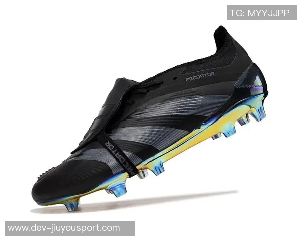 正品阿迪达斯足球鞋助你在球场上尽显风采与实力的完美选择